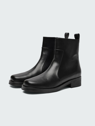 Square Boot | Black