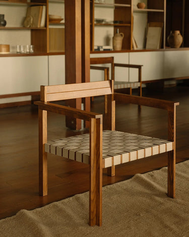 Symmetry Easy Chair | Honey Ash Wood / Oat Fabric