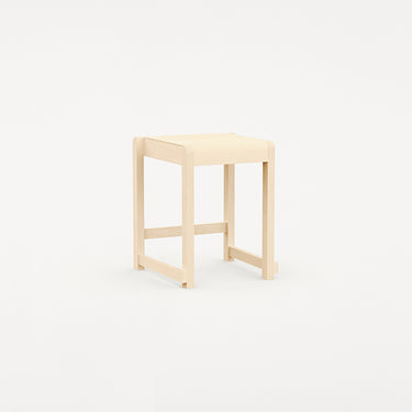 Køb Frama Low Stool 01 Natural Wood online her | RAASTED