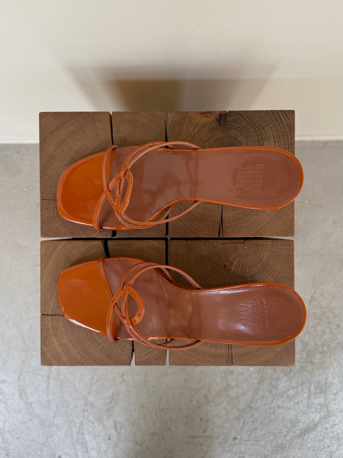Opera Wedge | Sella