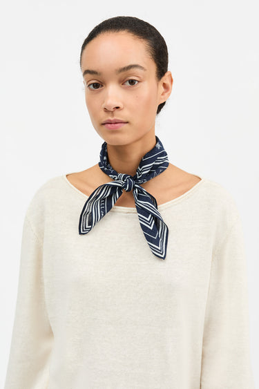 Skall Classic Scarf | Dark navy 55x55