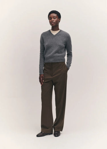 Sligo V-Neck in Derby Grey