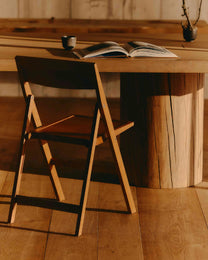 Folding Flat Chair | Warm Brown Birch