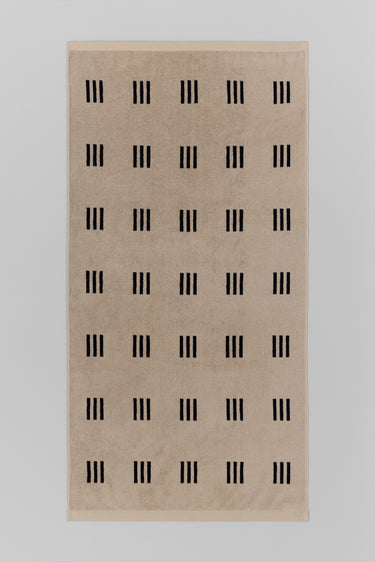 Claremont Bath Towel | Sand & Noir