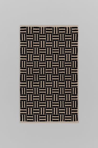 Saroma Bath Mat | Sand & Noir