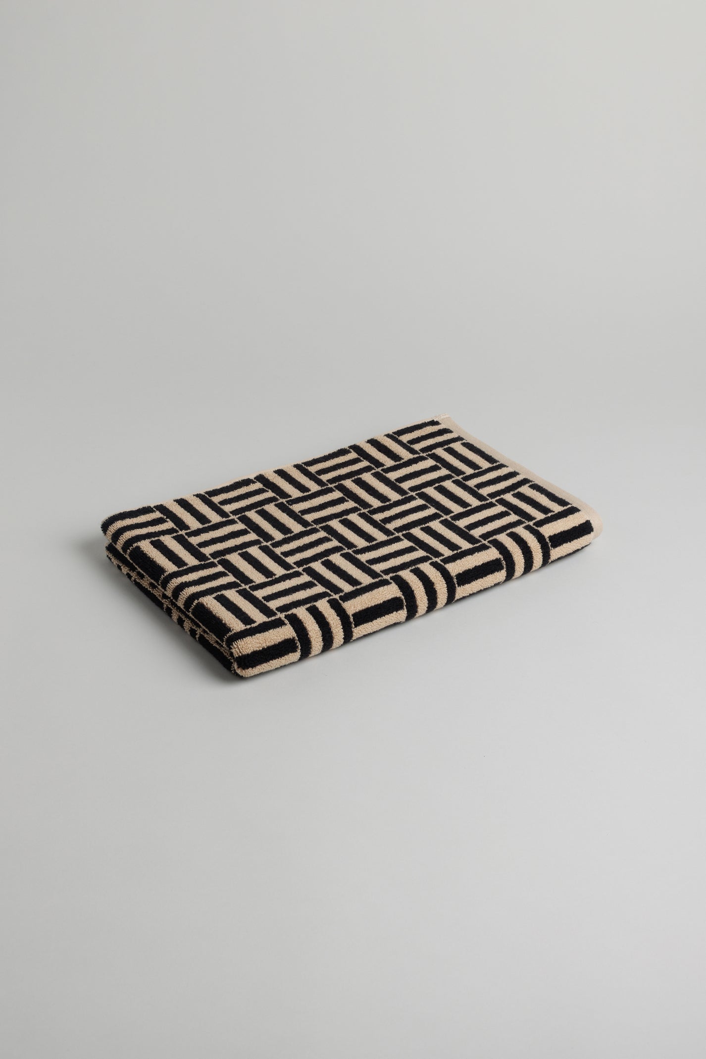 Saroma Bath Mat | Sand &amp; Noir