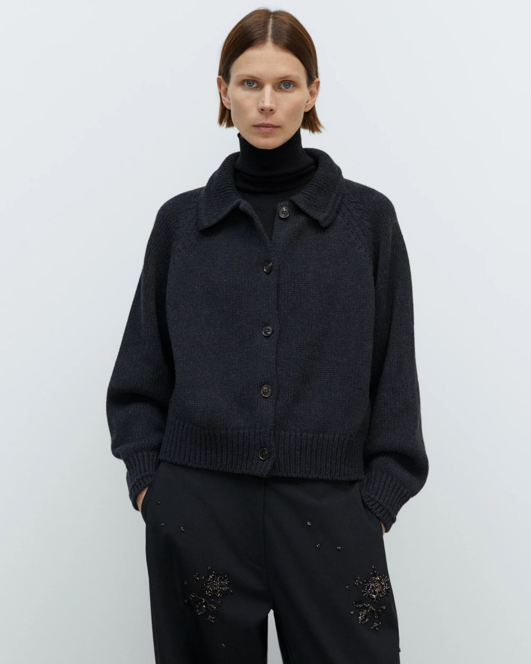 Merino Wool Collar Cardigan | Anthracite