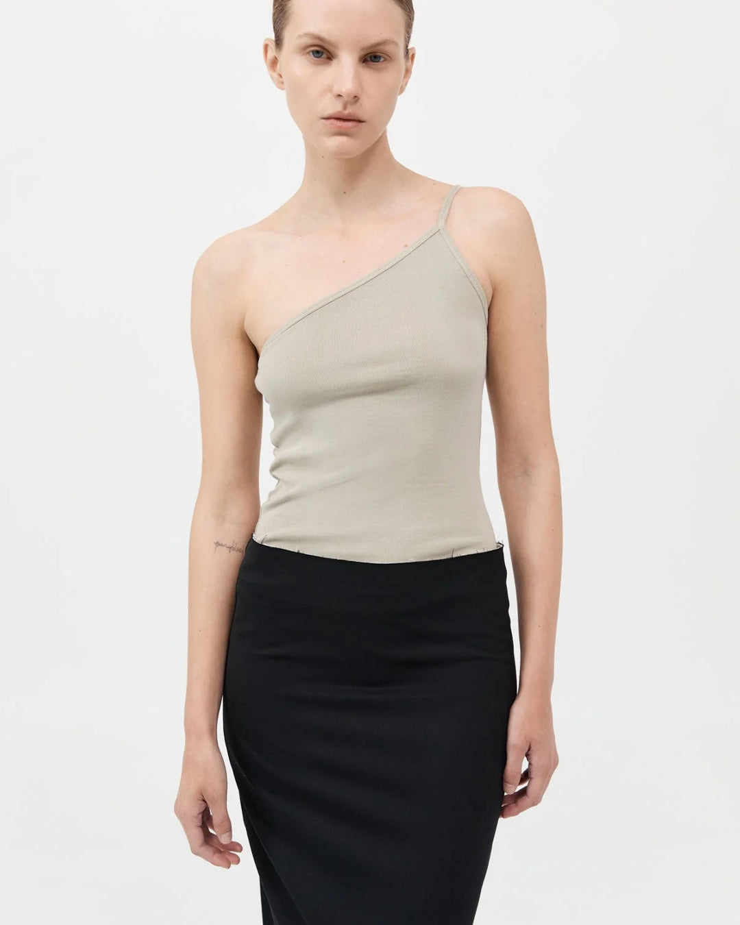 Raw Edge Column Maxi Skirt | Black