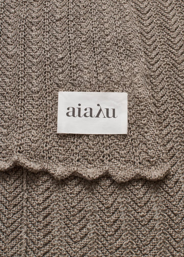 Hollie Classic Throw 130x160 in Pure Nougat Melange