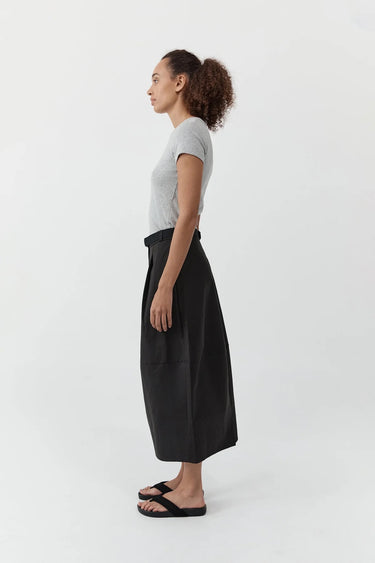Canvas Pleat Cocoon Skirt | Black