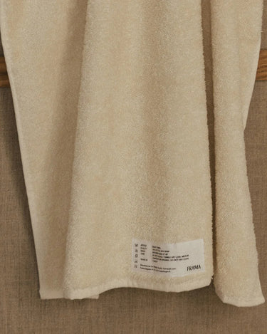 Heavy Towel in Bone White | Bath Towel