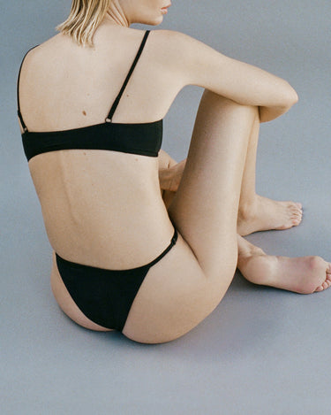 String Swim Bottom | Black