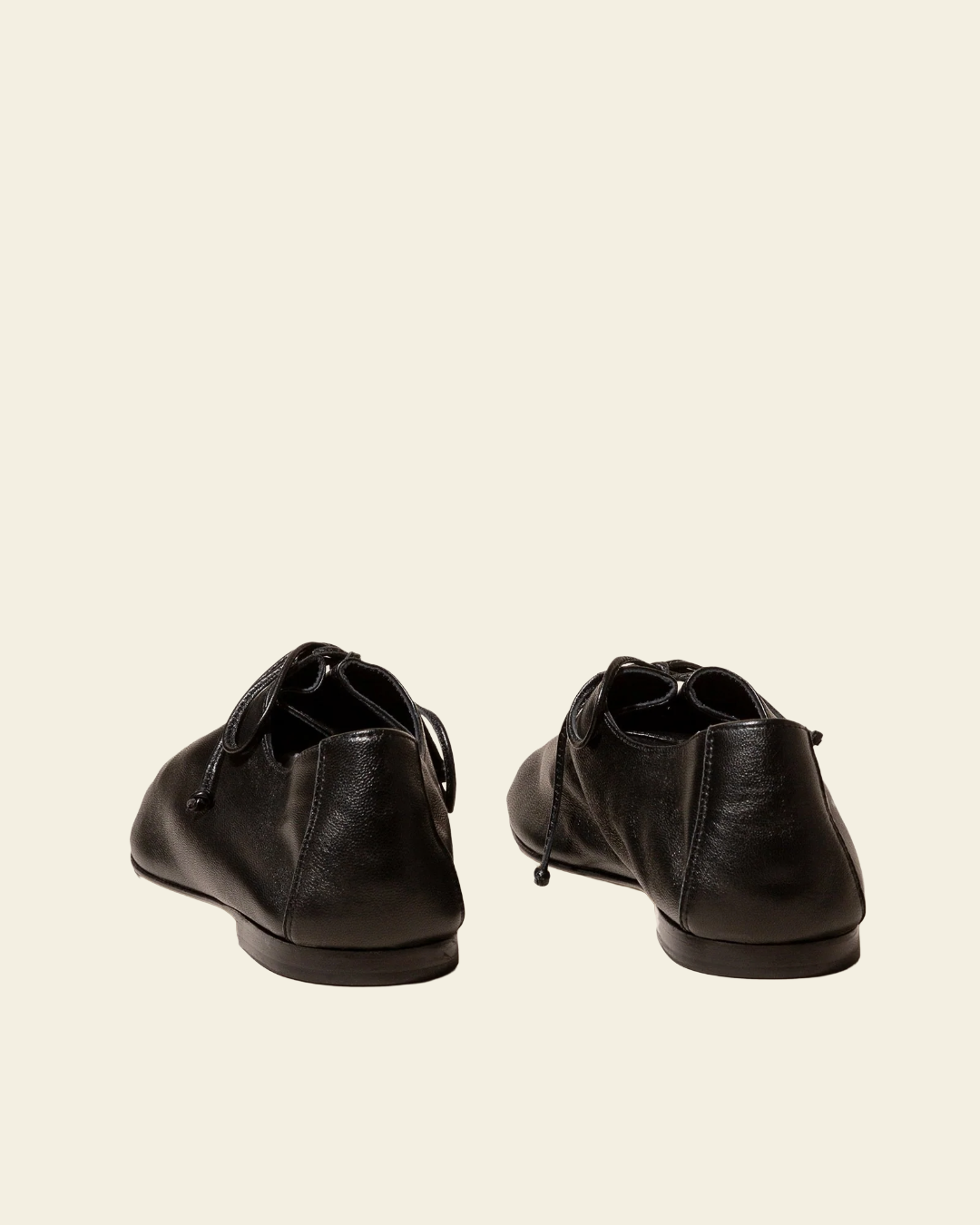 Plegeda Supple Shiny | Black