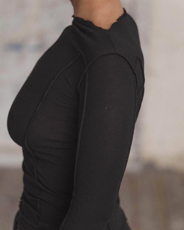 Omato Long Sleeve Tee | Black