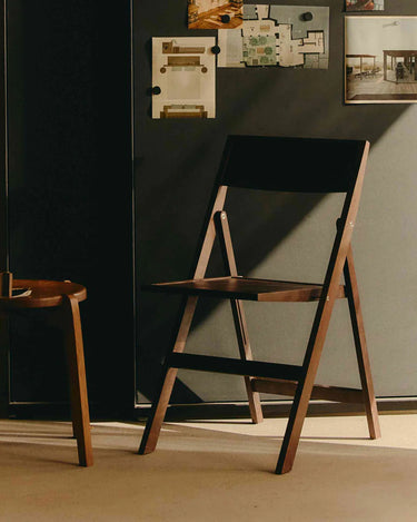 Folding Flat Chair | Dark Brown Birch