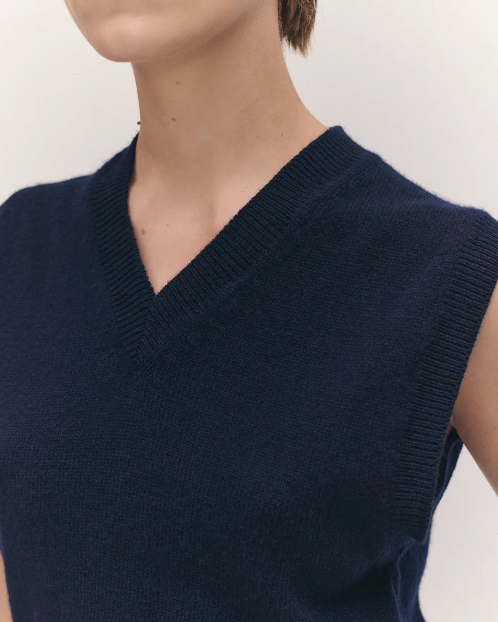 Athea Tank | Navy