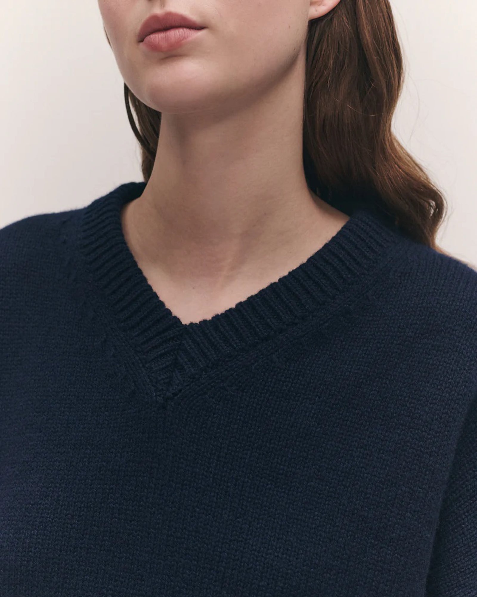 Balla Slouch V-Neck | Navy