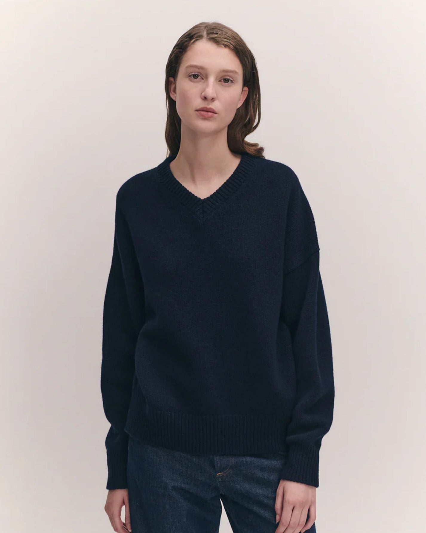 Balla Slouch V-Neck | Navy