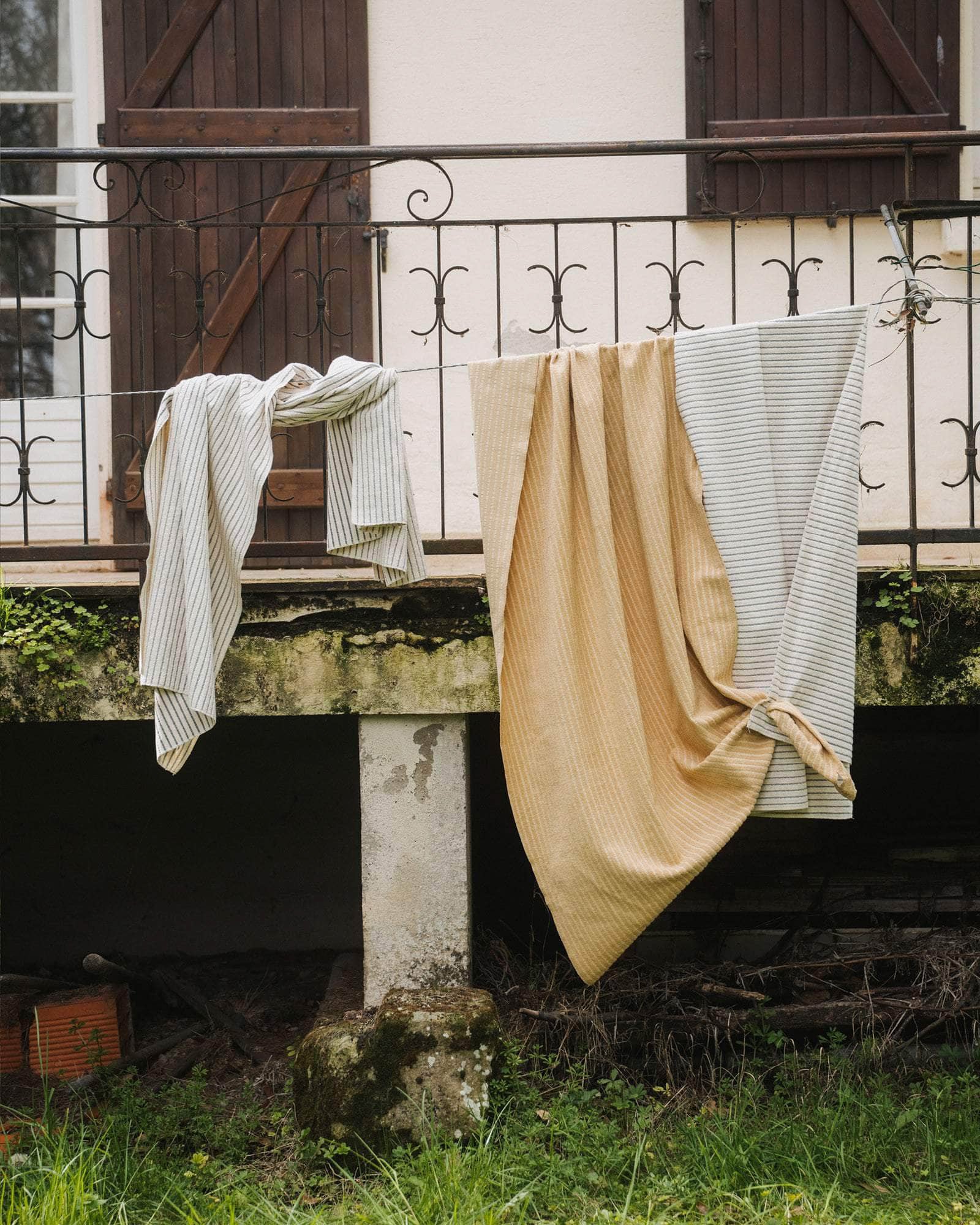 Yoga Mat Towel | Black Stripe