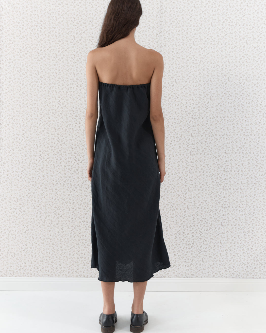 The Strapless Linen Dress | Black