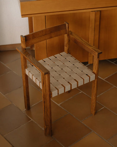Symmetry Armrest Chair | Honey Ash Wood / Oat Fabric