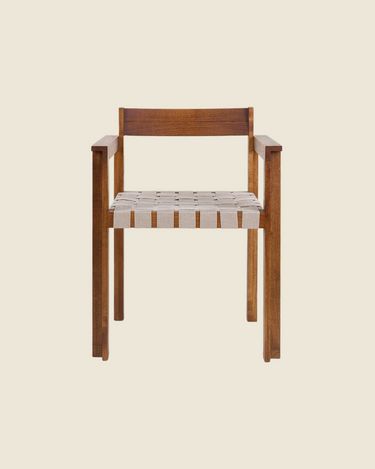 Symmetry Armrest Chair | Honey Ash Wood / Oat Fabric