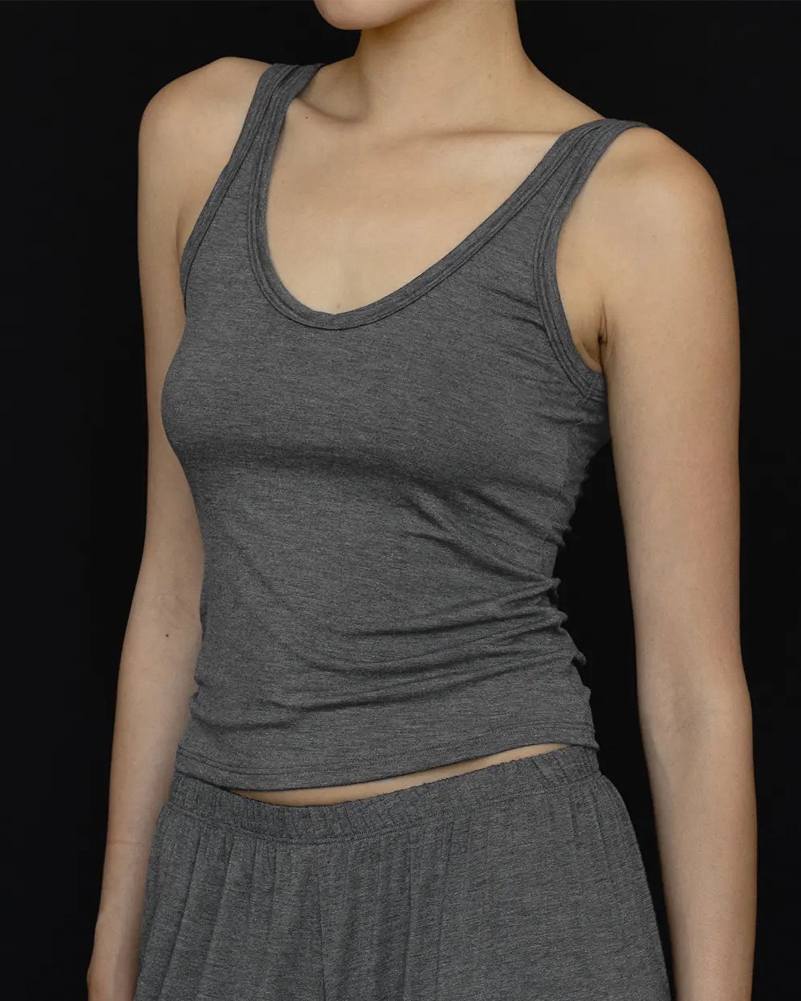 Recline Tank | Charcoal