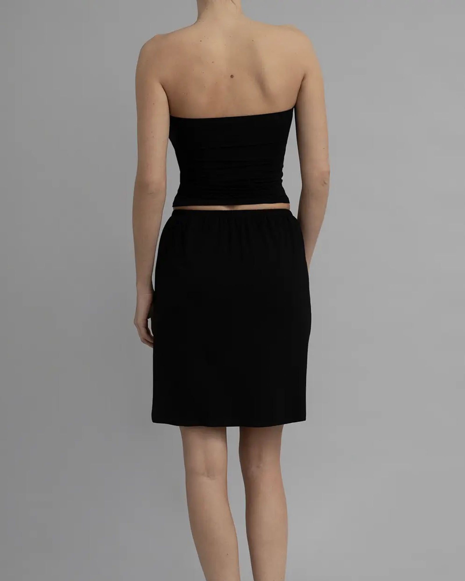 Recline Skirt | Black