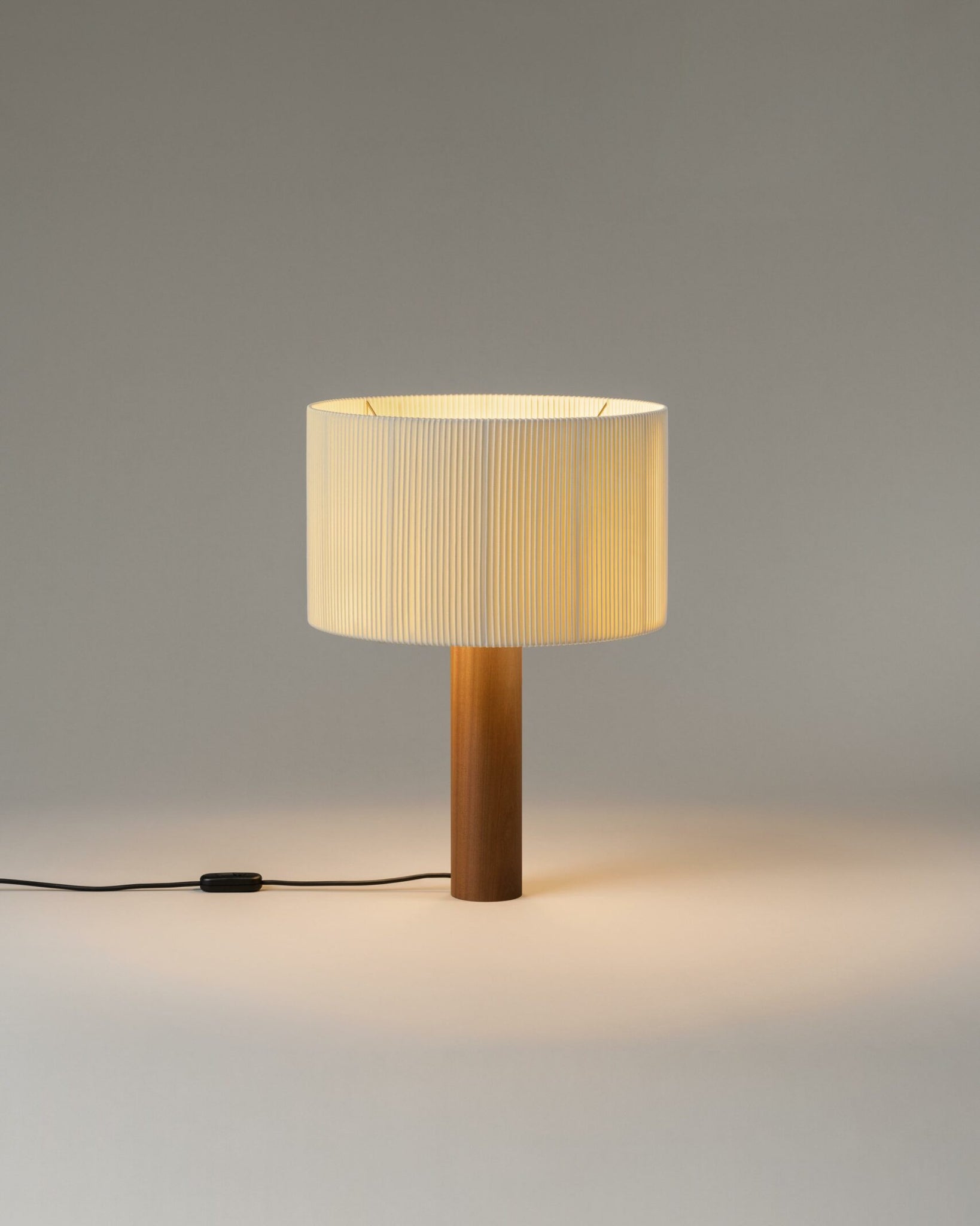 Moragas Table Lamp