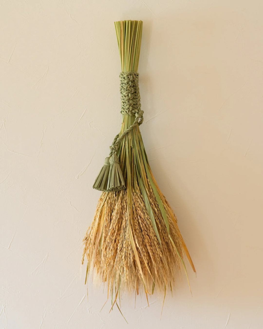Straw Amulet | Mizuho