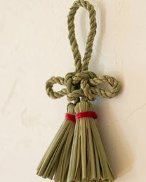 Straw Amulet | En Musubi