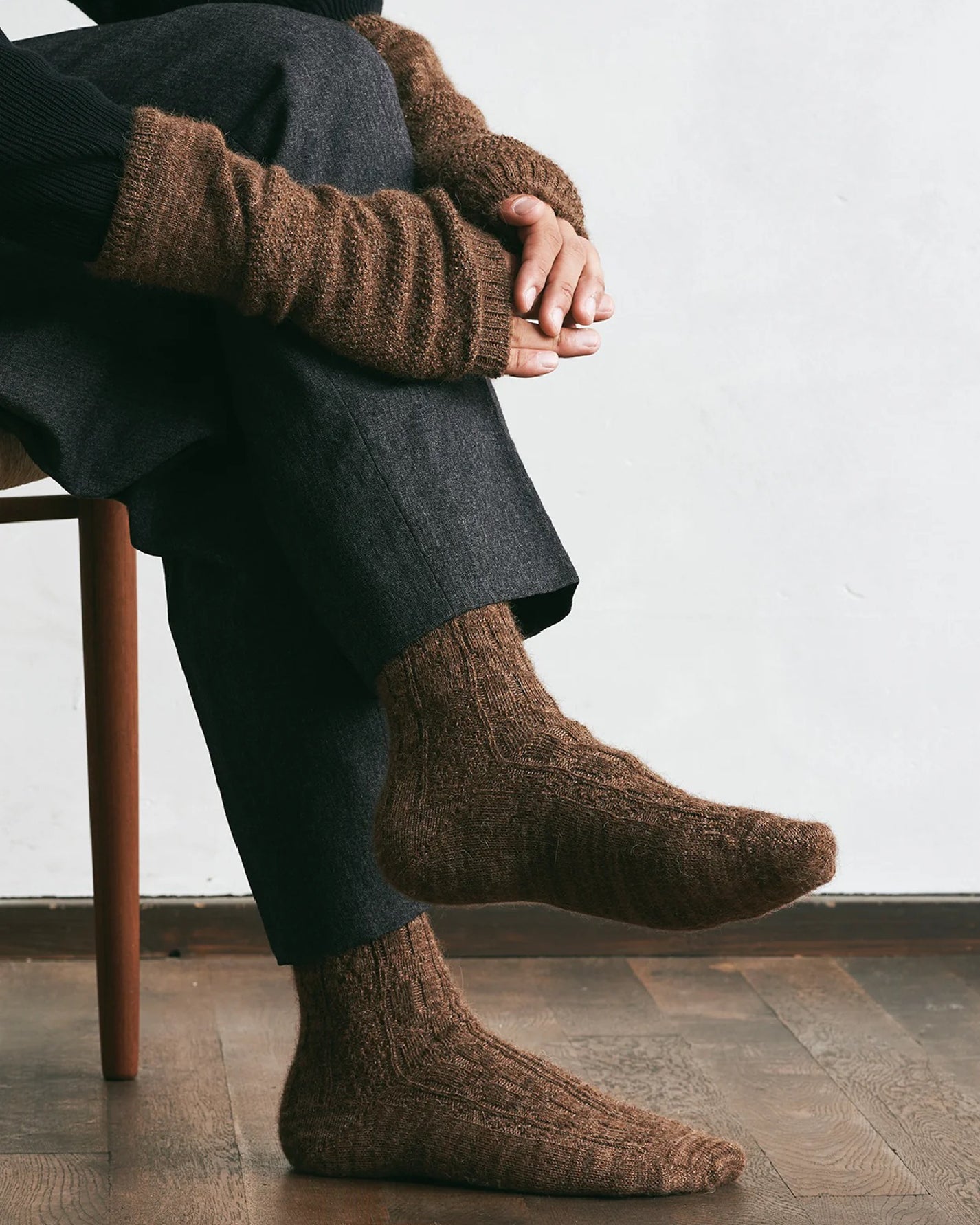 Alpaca Cable Pattern Socks | Brown