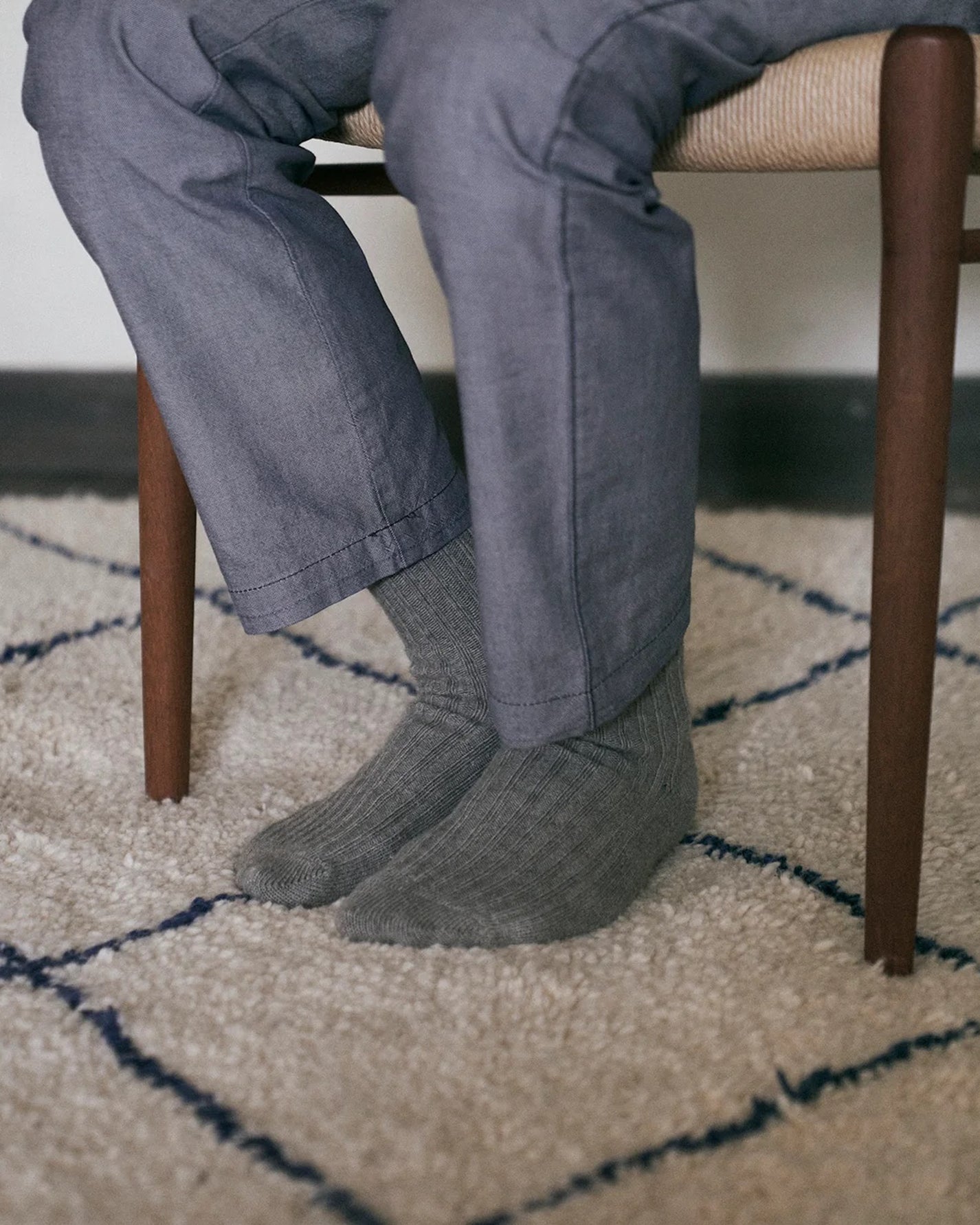 Organic Cotton Yak Ribbed Socks | Dark Grey