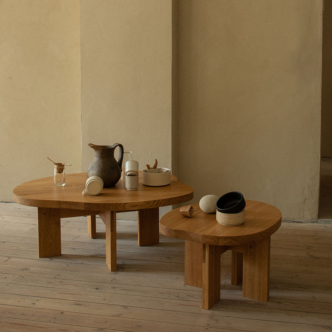 Farmhouse Coffee Table | Natural Oak | Pond