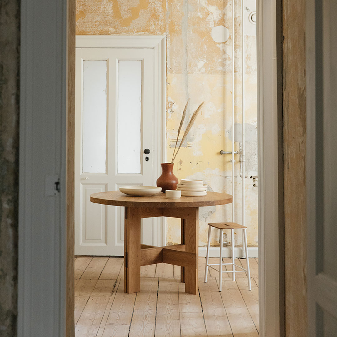 Raasted Frama Farmhouse Round Table Ø120