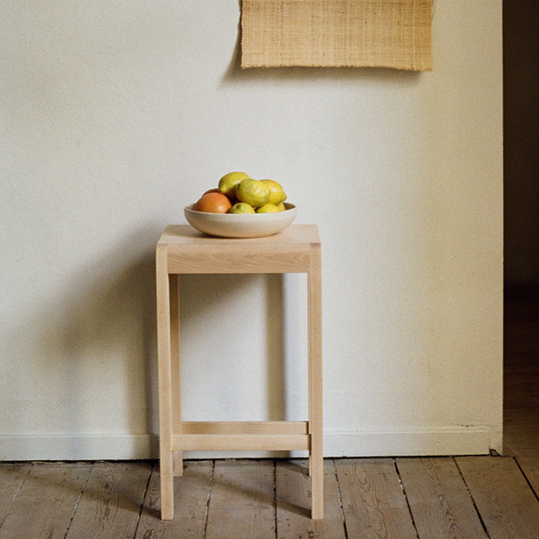 Køb Frama Low Stool 01 Natural Wood online her | RAASTED