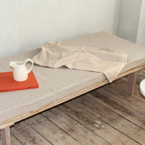 KR180 | Daybed